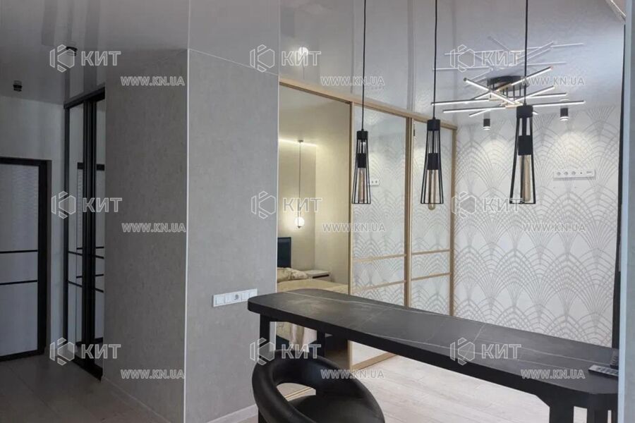 Продаж квартири Харків, ХТЗ, Рогань, 39м²