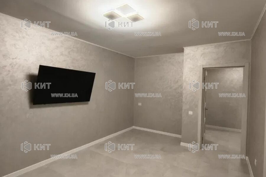 Продаж квартири Харків, ХТЗ, Рогань, 41м²
