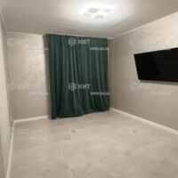 Продаж квартири Харків, ХТЗ, Рогань, 41м²