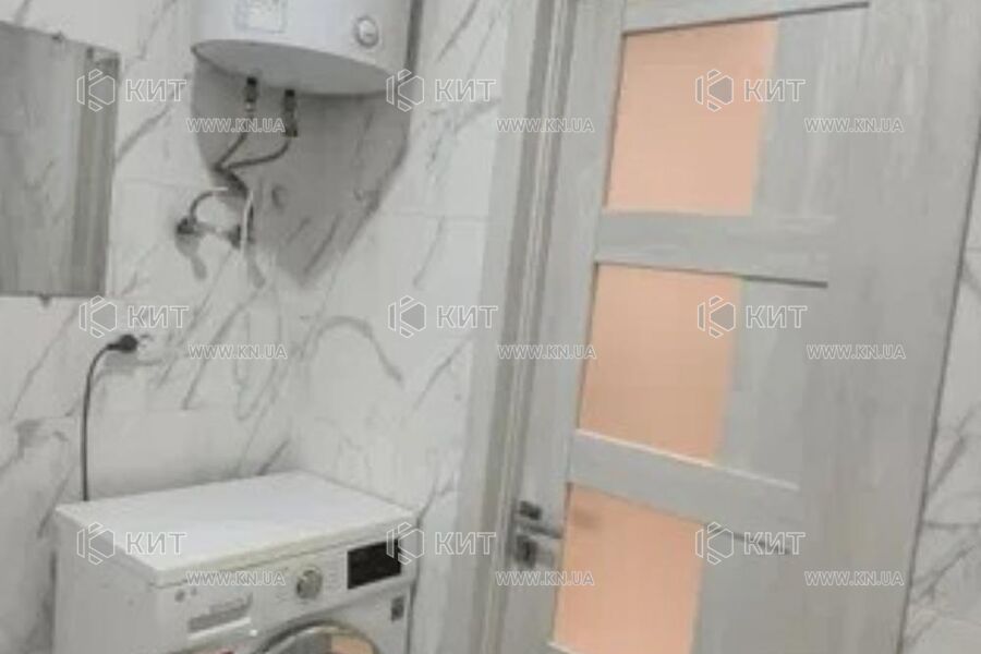 Продаж квартири Харків, ХТЗ, Рогань, 41м²