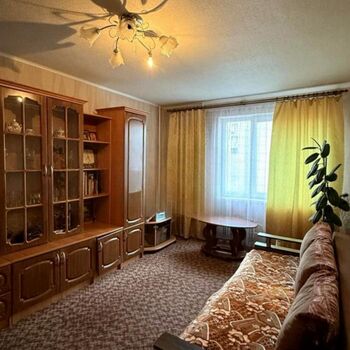 Продаж квартир - Харків,  Глобинська (Маршала Батицького) вул.  20