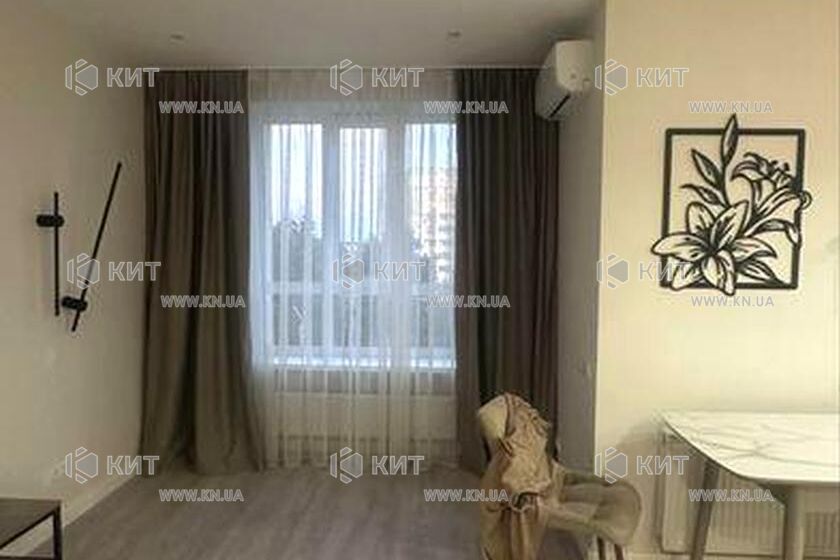 Продаж квартири Харків, ХТЗ, Рогань, 43м²