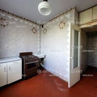 Продаж квартири Харків, ХТЗ, Рогань, 57м²