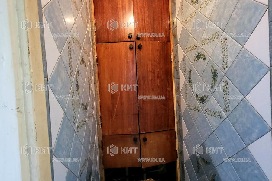 Продаж квартири Харків, ХТЗ, Рогань, 57м²