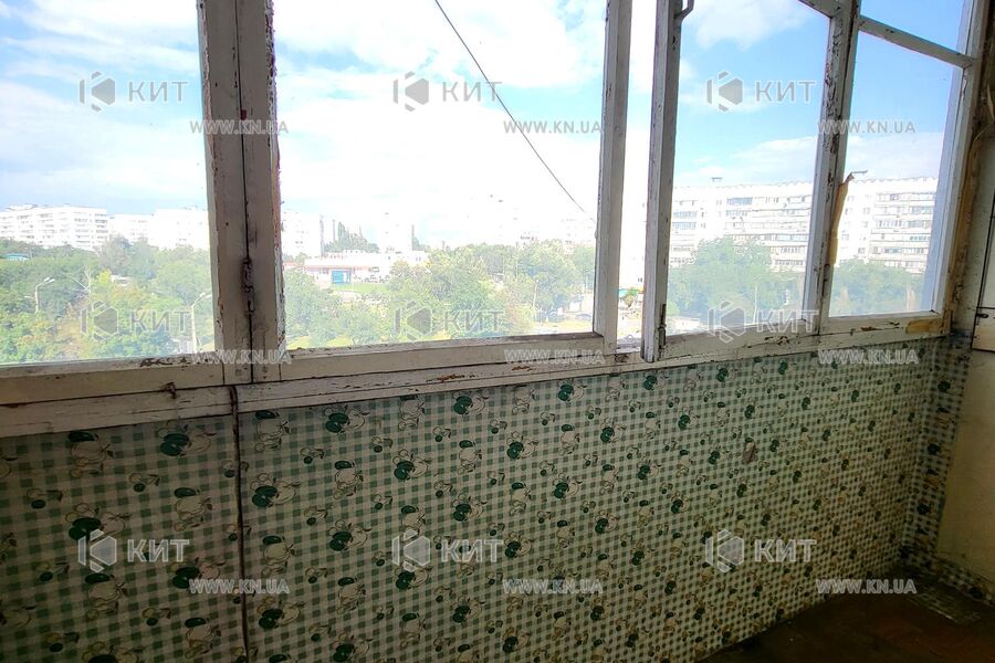 Продаж квартири Харків, ХТЗ, Рогань, 57м²