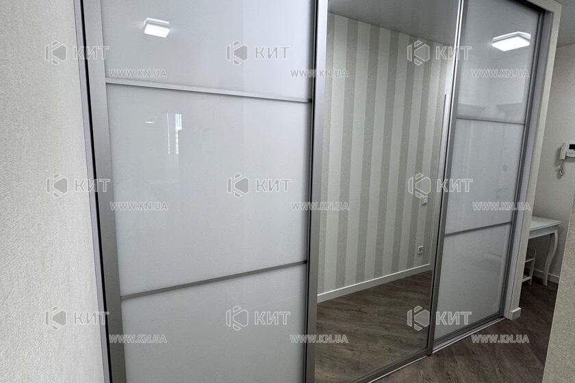 Продаж квартири Харків, Олексіївка, 45м²