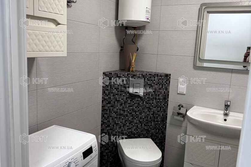 Продаж квартири Харків, Олексіївка, 45м²