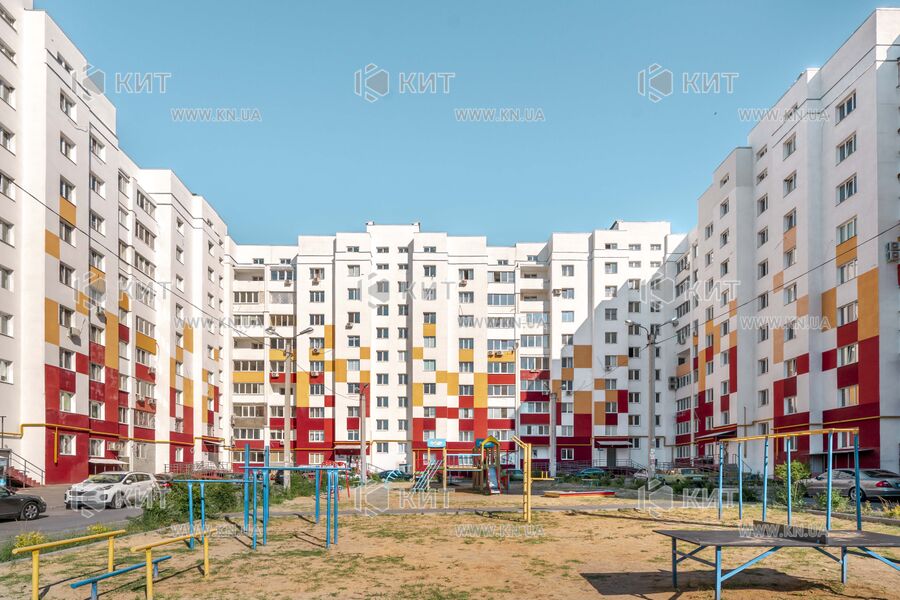 Продаж квартири Харків, Олексіївка, 45м²