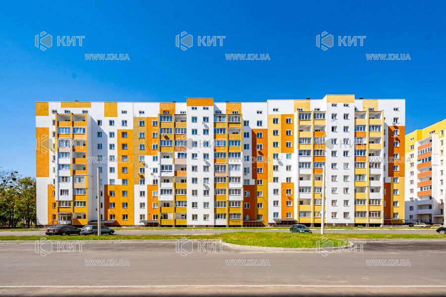 Продаж квартири Харків, ХТЗ, Рогань, 41м²