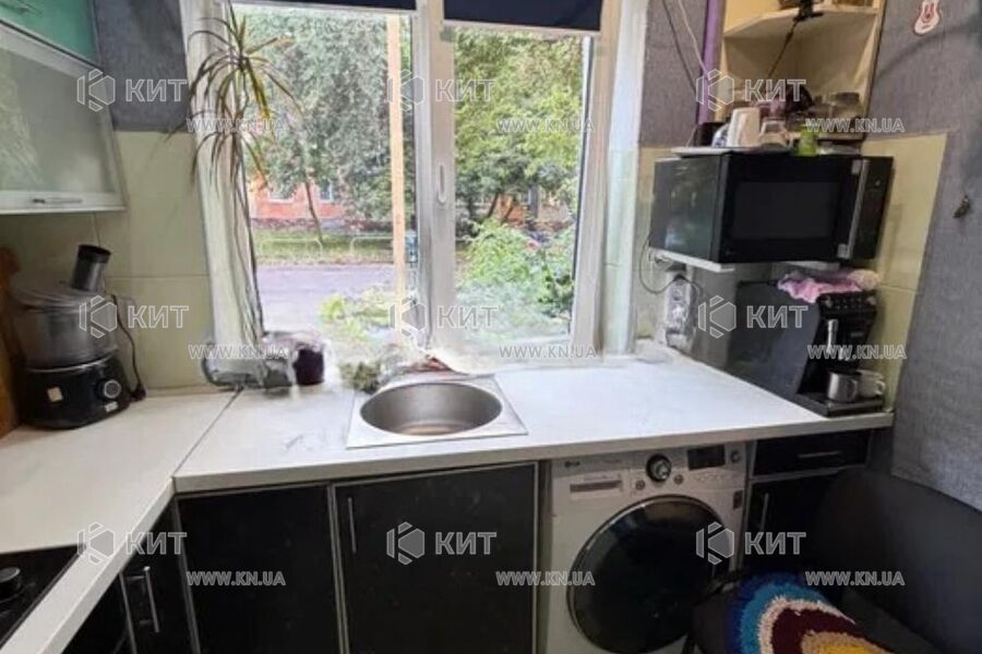 Продаж квартири Харків, Нові Дома, 45м²