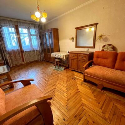 Продажа 	 Харків,  Аерокосмічний (Гагаріна) пр.   174/6