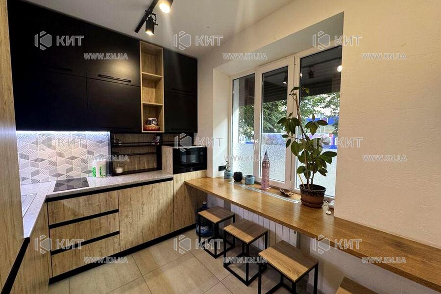 Продаж квартири Харків, Наукова, 73.2м²