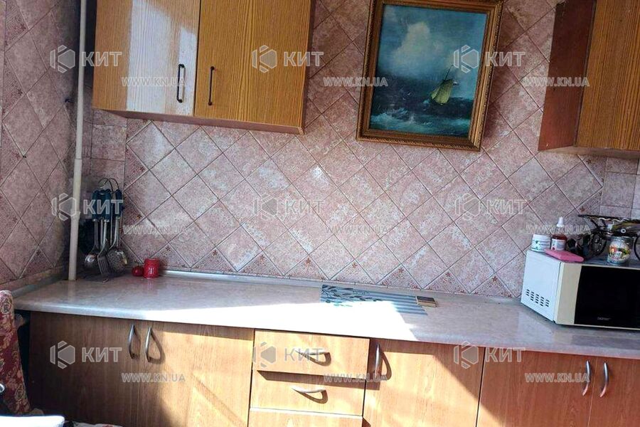 Продаж квартири Харків, ХТЗ, Рогань, 45м²