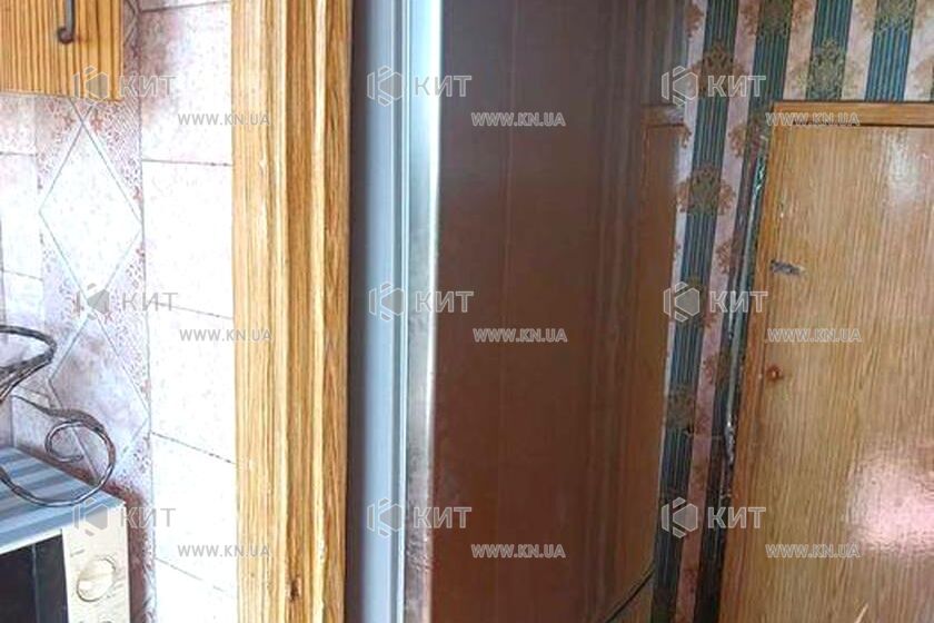 Продаж квартири Харків, ХТЗ, Рогань, 45м²