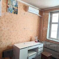 Продаж квартири Харків, ХТЗ, Рогань, 45м²