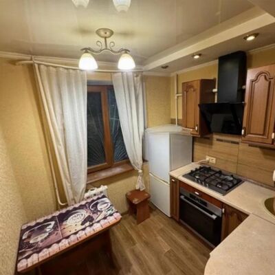 Продажа 	 Харків,  Каденюка (Танкопія) вул.   20