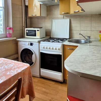 Продажа 	 Харків,  Бучми (Уборевича) вул.   20А