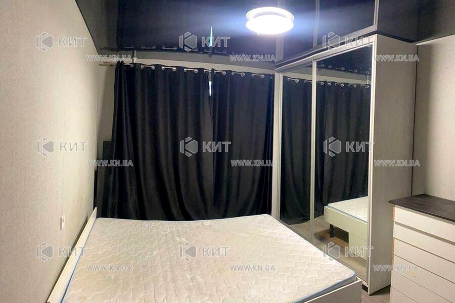 Продажа квартиры Харьков, ХТЗ, Рогань, 33м²