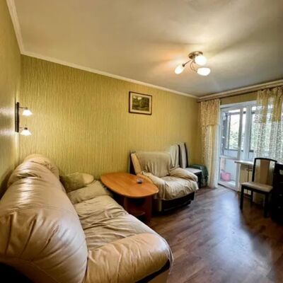 Продажа 	 Харьков,  Героев Харькова (Московский) пр.   232