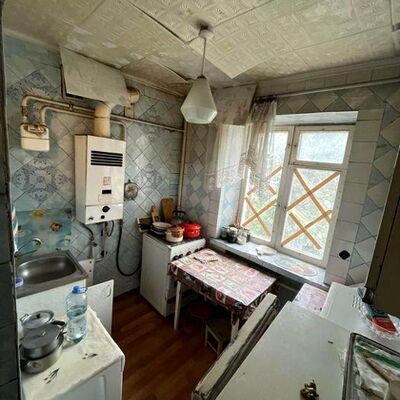 Продажа 	 Харьков,  23 Августа пер.   6