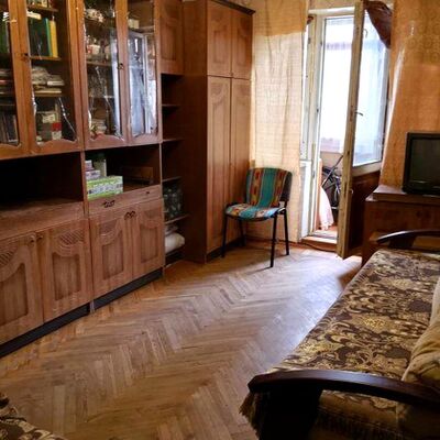 Продажа 	 Харків,  Петра Григоренка (Маршала Жукова) пр.   10