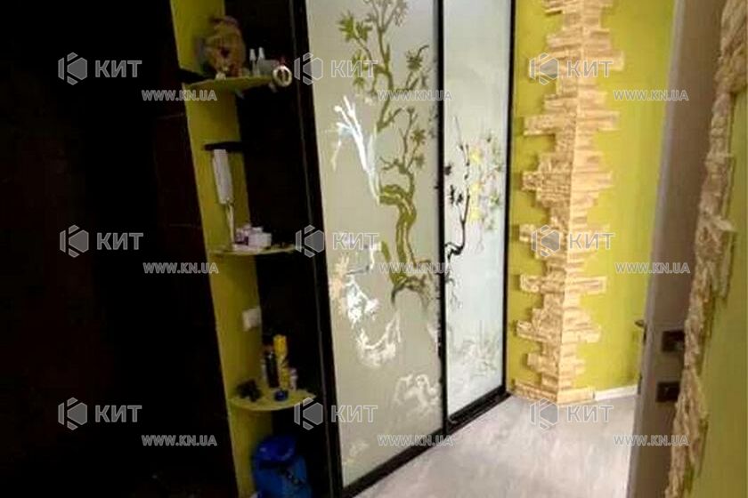 Продаж квартири Харків, ХТЗ, Рогань, 45м²
