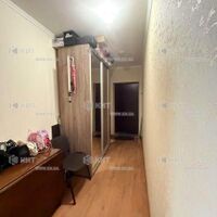 Продаж квартири Харків, ХТЗ, Рогань, 41м²