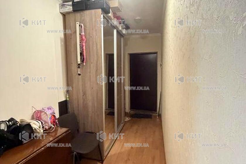 Продаж квартири Харків, ХТЗ, Рогань, 41м²