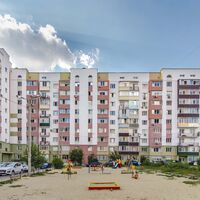 Продаж квартири Харків, ХТЗ, Рогань, 41м²
