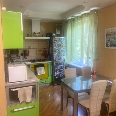 Продажа 	 Харьков,  Непокорённых (Героев Труда) ул.   12Г