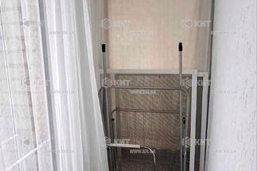 Продаж квартири Харків, ХТЗ, Рогань, 49м²