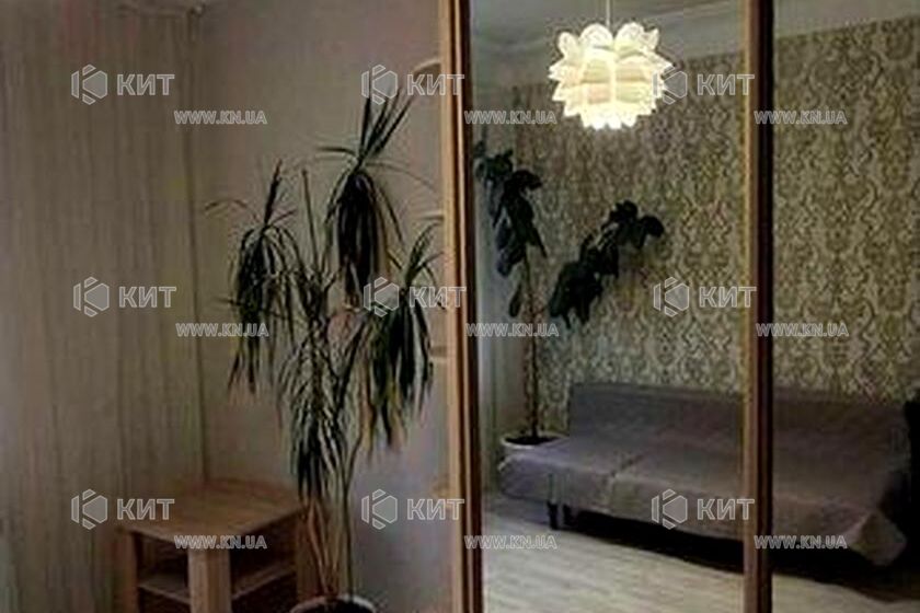 Продаж квартири Харків, ХТЗ, Рогань, 49м²