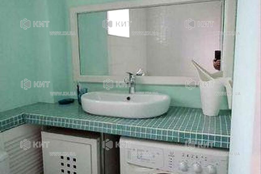 Продаж квартири Харків, ХТЗ, Рогань, 49м²