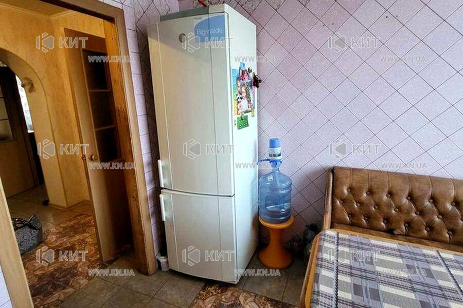 Продаж квартири Харків, ХТЗ, Рогань, 64м²