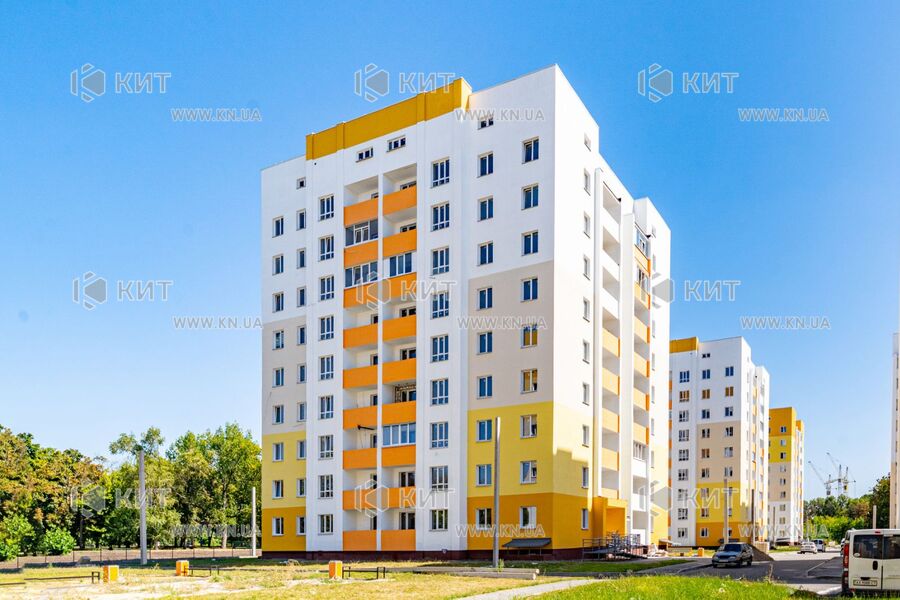 Продаж квартири Харків, ХТЗ, Рогань, 43м²