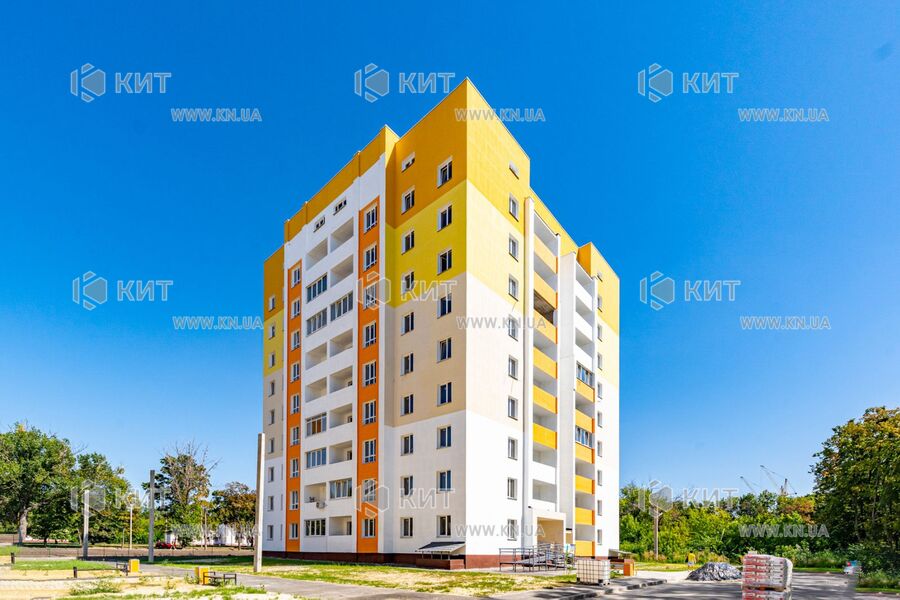 Продаж квартири Харків, ХТЗ, Рогань, 43м²