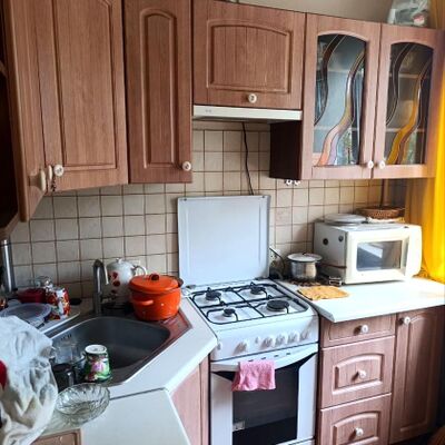 Продажа 	 Харьков,  Тракторостроителей пр.   140в