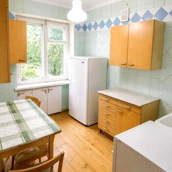 Продаж квартир - Харків,  Космонавтів вул.  8