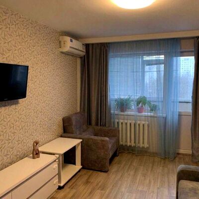 Продажа 	 Харків,  Каденюка (Танкопія) вул.   41