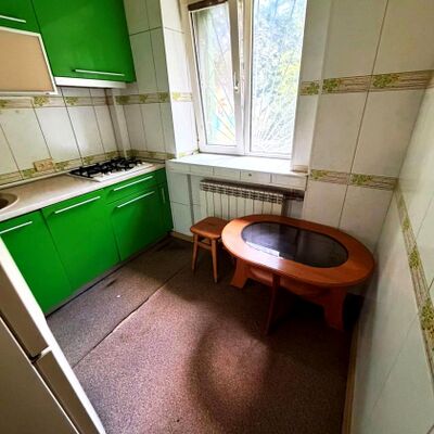 Продажа 	 Харьков,  Героев Харькова (Московский) пр.   204/1