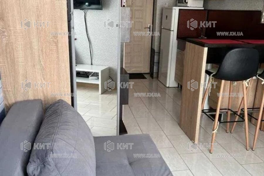 Продаж квартири Харків, Салтівка(Бараб.,Україна), 20м²