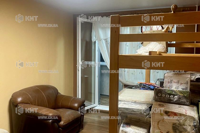 Продаж квартири Харків, Олексіївка, 32м²