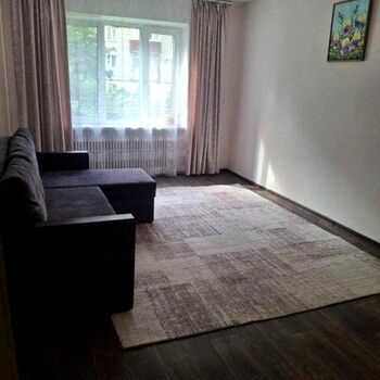 Продаж квартир - Пісочин,  Квартальная ул.  5/3