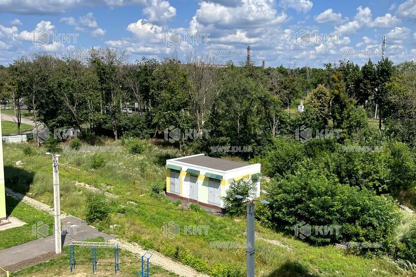 Продажа квартиры Харьков, ХТЗ, Рогань, 42.1м²