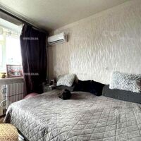 Продаж квартири Харків, ХТЗ, Рогань, 32м²