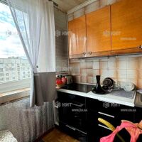 Продаж квартири Харків, ХТЗ, Рогань, 32м²