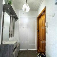 Продаж квартири Харків, ХТЗ, Рогань, 32м²