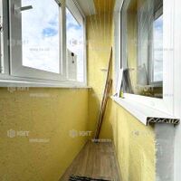 Продаж квартири Харків, ХТЗ, Рогань, 32м²