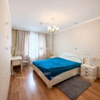 Продаж квартири Харків, Олексіївка, 71м²