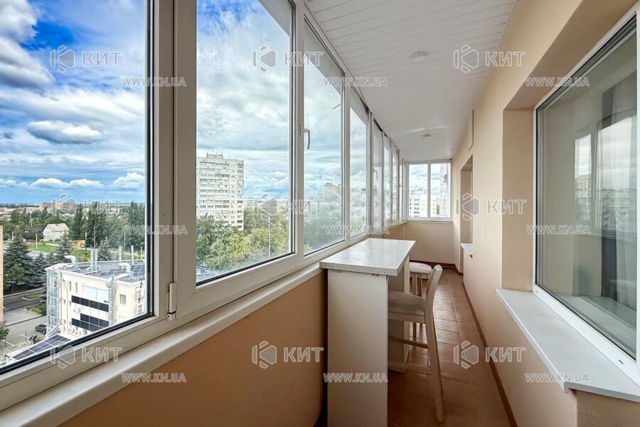 Продаж квартири Харків, Олексіївка, 71м²